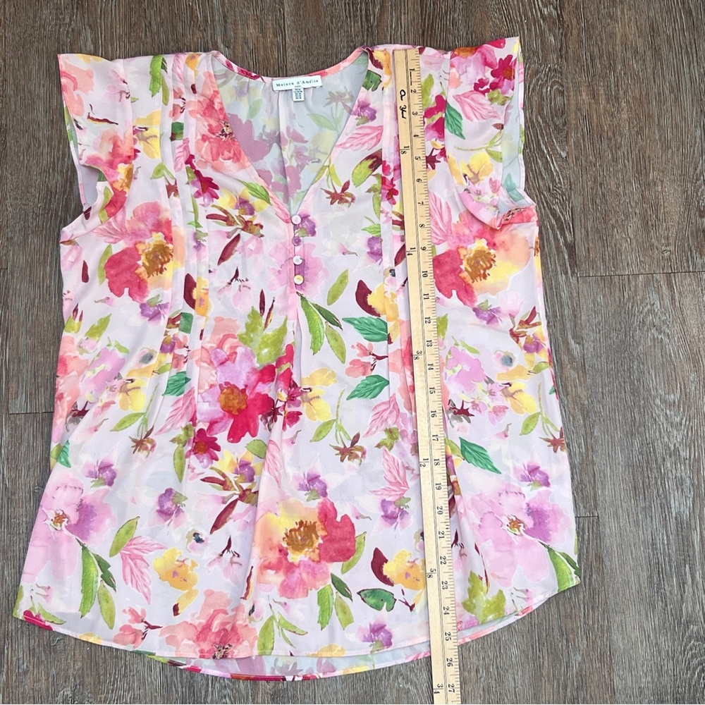 Maison d'Amélie Paris Watercolor Floral Pleated Blouse Sleeveless | Size: Med - Picture 3 of 6